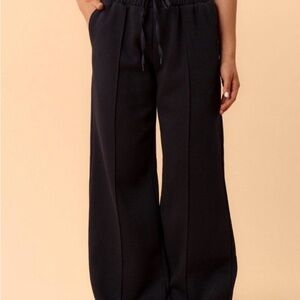 Elegant Black Wide-Leg Women's Pants